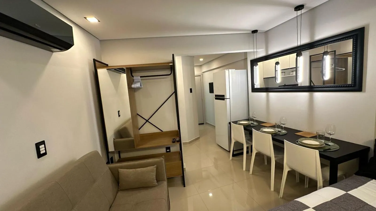 Apartman Piscina Frente Mar - Loft Dubai - Roda Gigante - Paradisiaco - Mar Balneário Camboriú